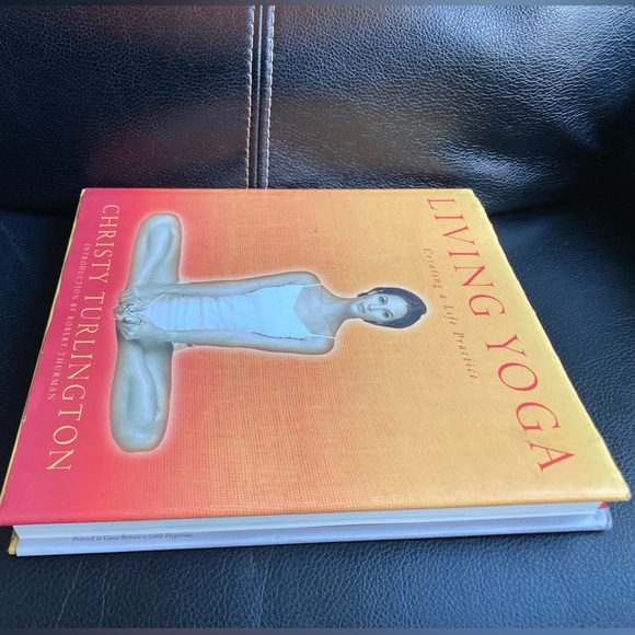 Book (Hardback): Living Yoga; Creating a Life of Practice by Christy Tur… - Picture 3 of 16